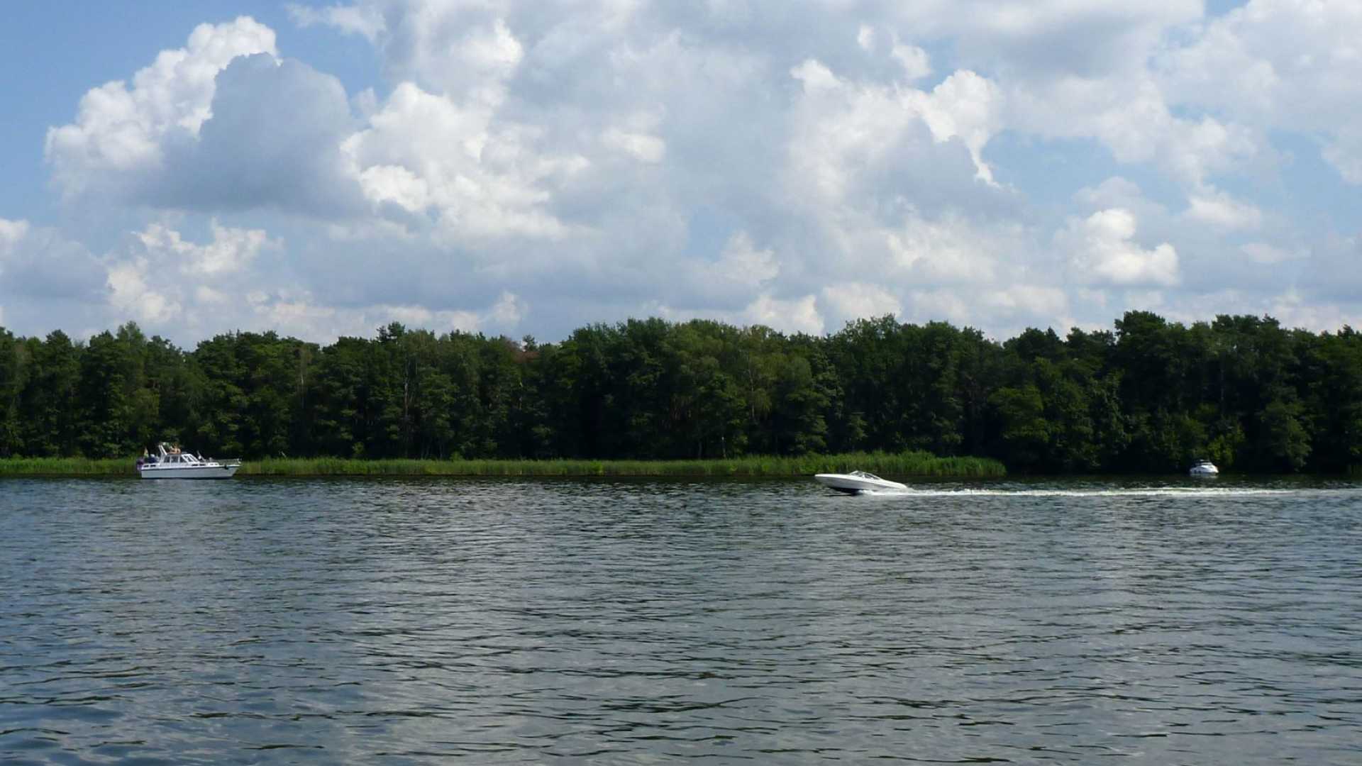 Boote Hafendorf Plau